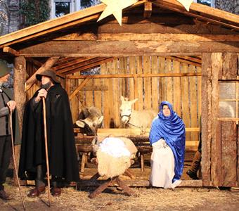 Living Nativity Scene presented by Heimatbühne Leifers